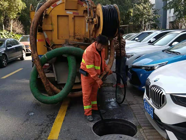 西和排污管道清淤