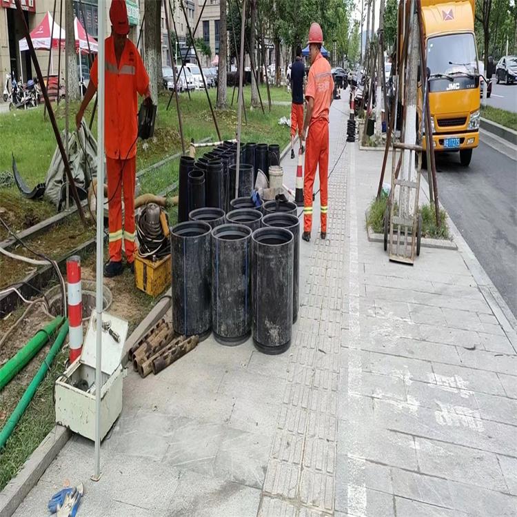 西和管道短管置换修复